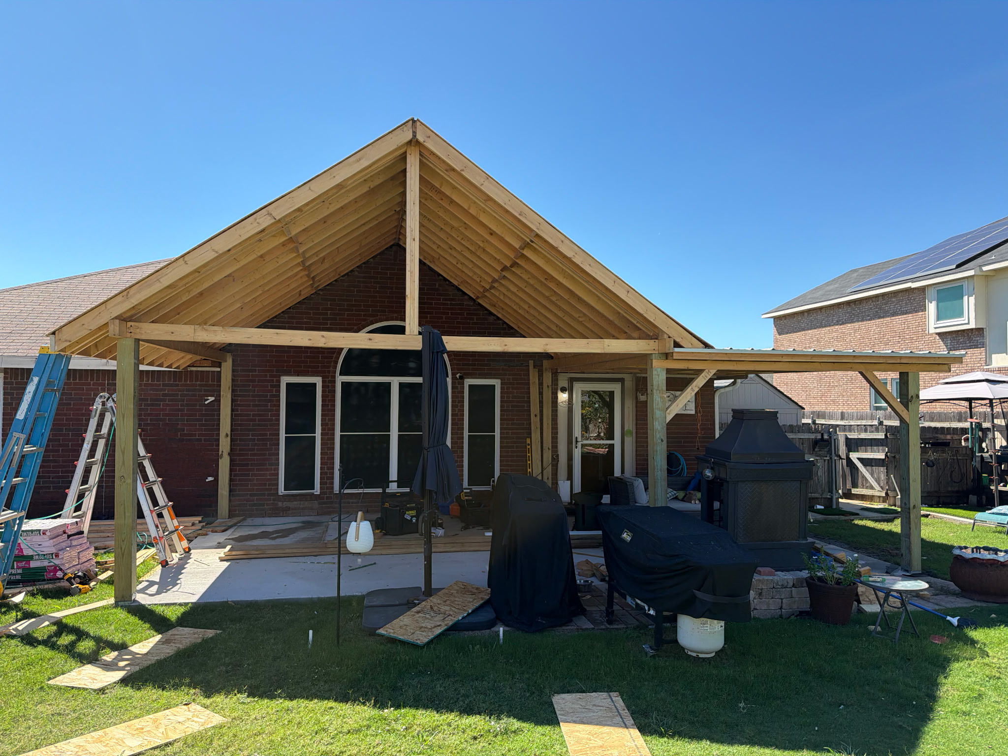 Wide view of the patio roof construction